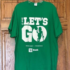 BOSTON CELTICS 2016-2017 OPENING NIGHT Never worn Men's XL T-Shirt